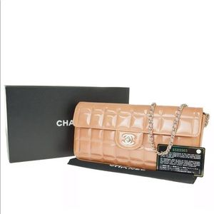CHANEL PATENT LEATHER CC CHOCOLATE BAR CLUTCH BAG